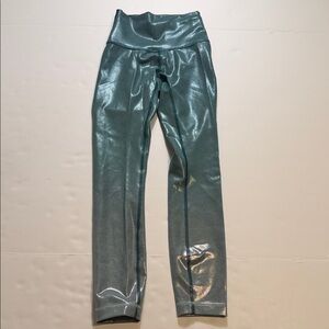 Lululemon Wunder Train High-Rise Tight
Style Number: W5FYNS